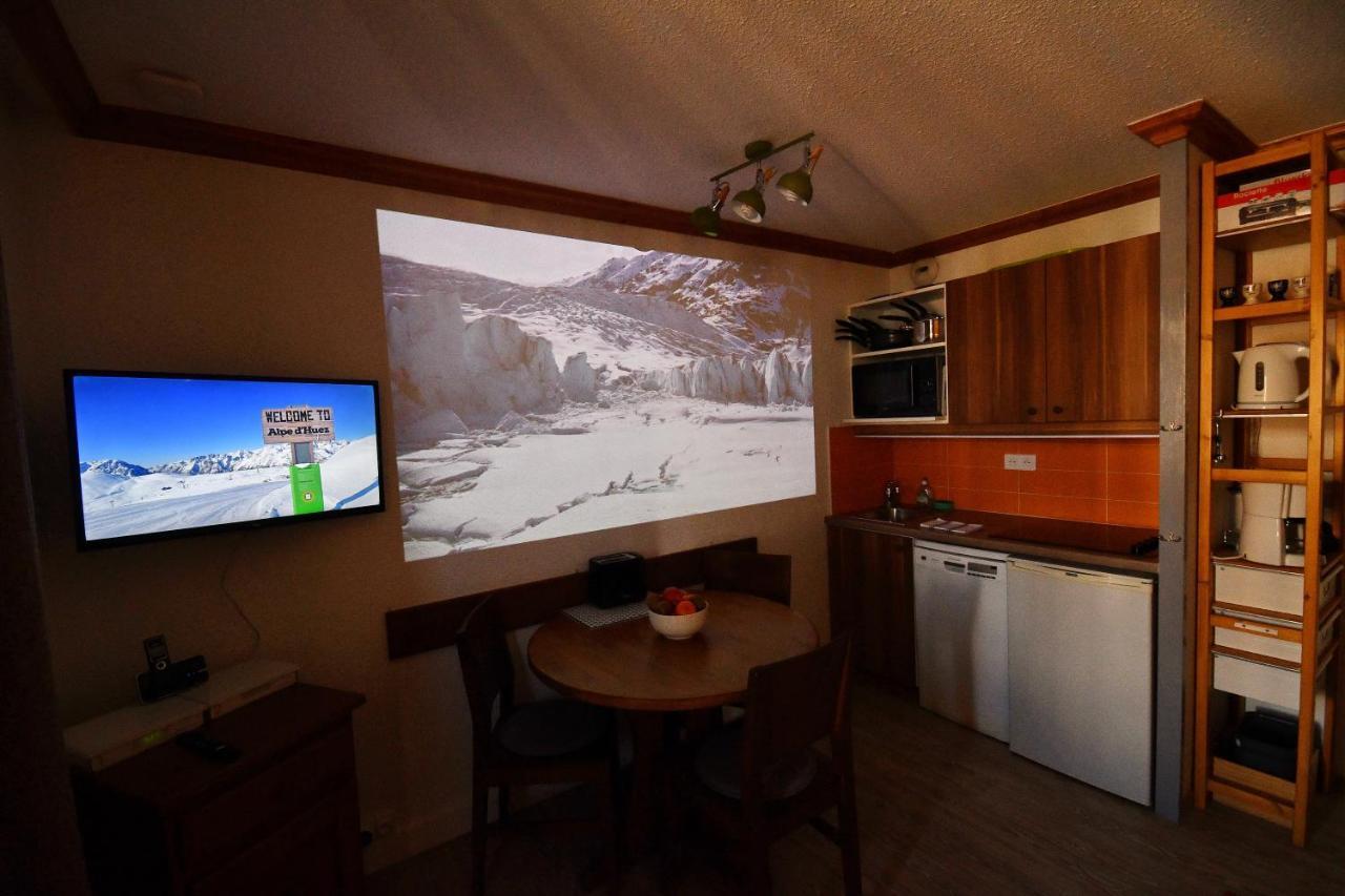 Superb View+Swim Pool+Smart Tv+Netflix+Projector Leilighet Huez Eksteriør bilde
